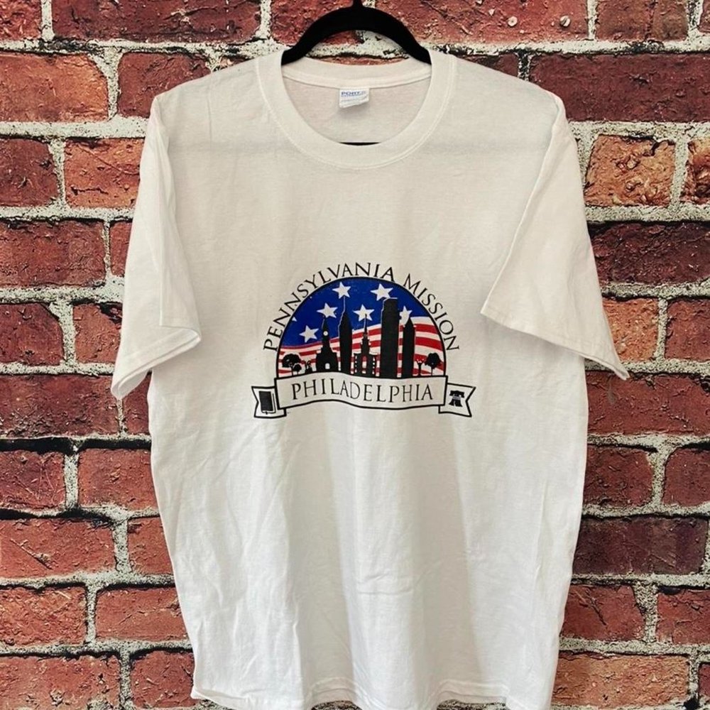 Philadelphia Pennsylvania Mission T-Shirt Men Size Large L White Essential Tee